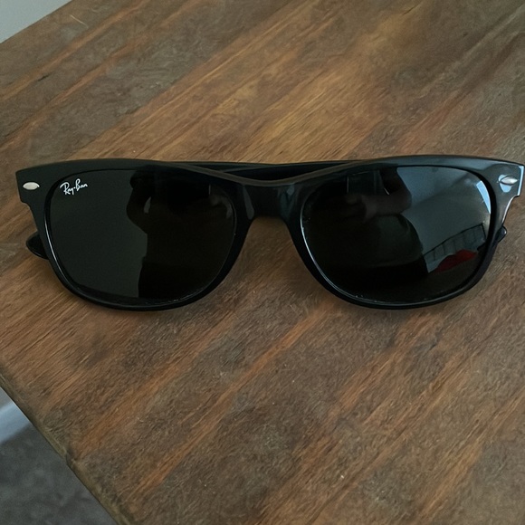 Ray-Ban Original Wayfarer - Picture 2 of 4